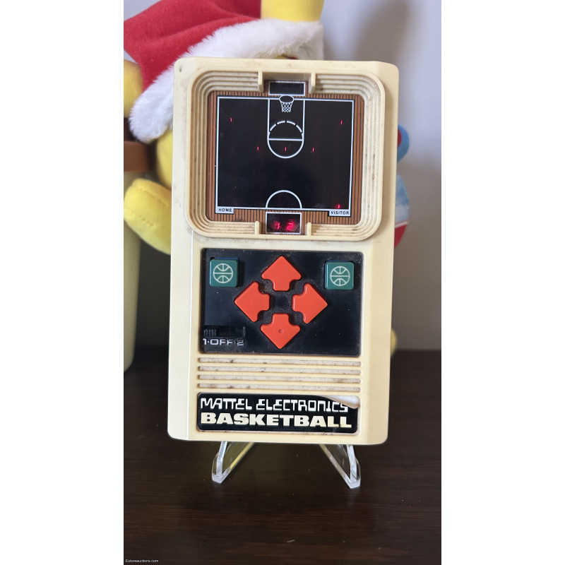 1978 Mattel Electronics Basketball Handheld Game w/ Battery Cover
